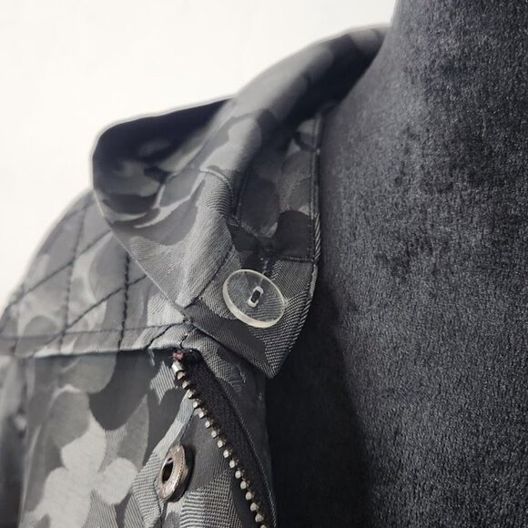 Laundry by Shelli Segal woman's lightweight jacket short sleeves Size 16 - Picture 3 of 5